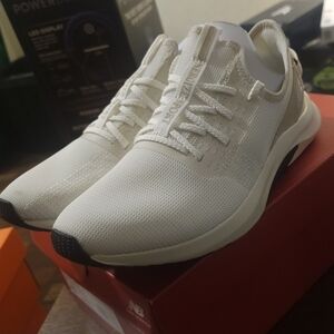 New Balance Women's Cream Sneakers Dynasoft Nergize Sport
